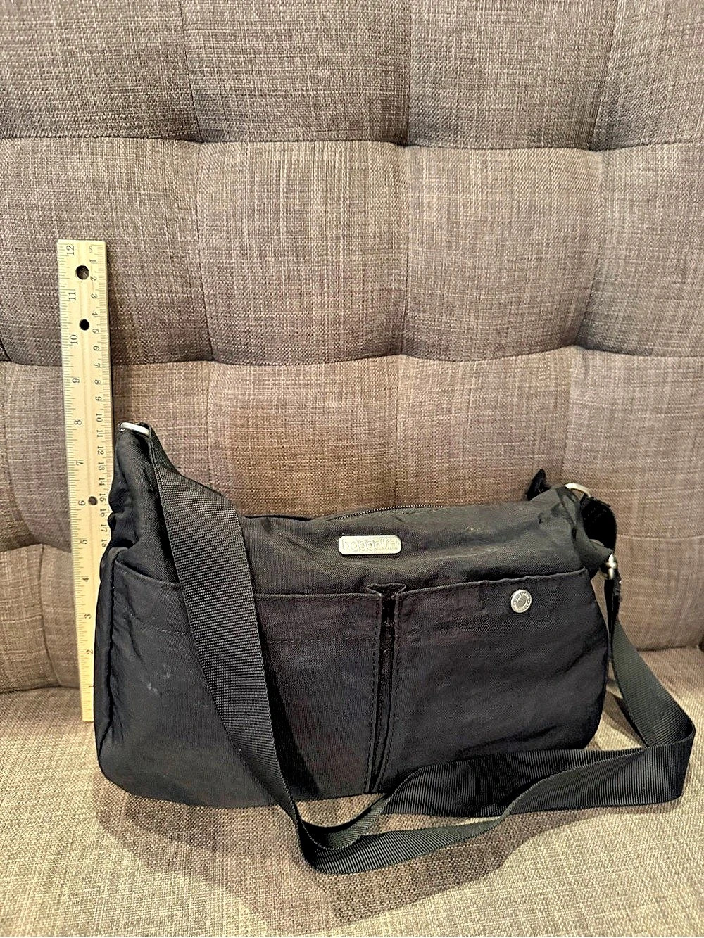 baggalini Crossbody Bag in Black